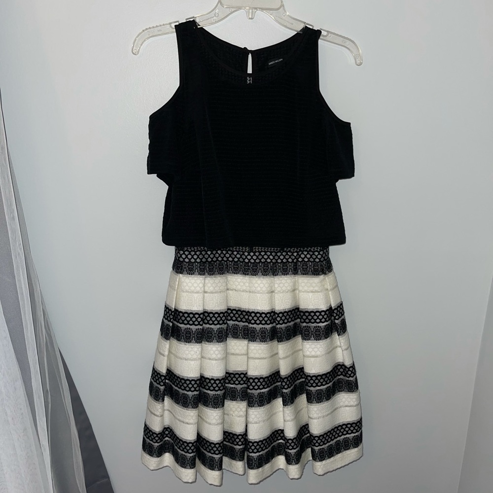 Karen Millen Black & White Dress Size 6 BEAUTIFUL